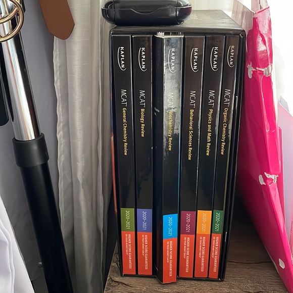 MCAT 7-BOOKS KAPLAN